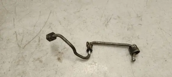 Fuel injector supply line/pipe
