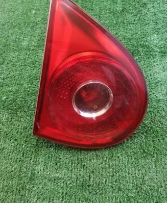 Volkswagen Golf V Tailgate rear/tail lights 1K6945093E