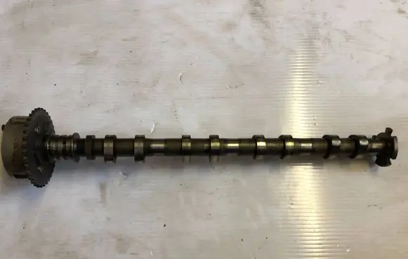 Hyundai Equus VI Camshaft 24370-3F400 24200-3F400