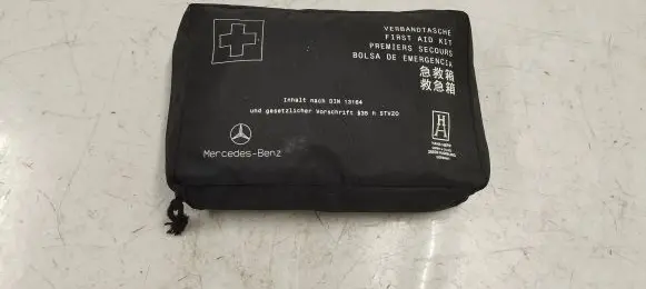 Mercedes-Benz GLC C253 First aid kit 