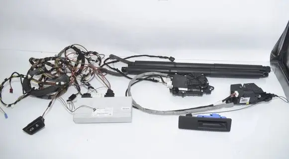 BMW 3 F30 F35 F31 Tailgate hydraulic set 7367747 7368752 9275121