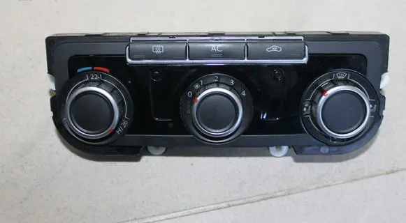 Volkswagen Golf VI Climate control unit 3C8907336AB
