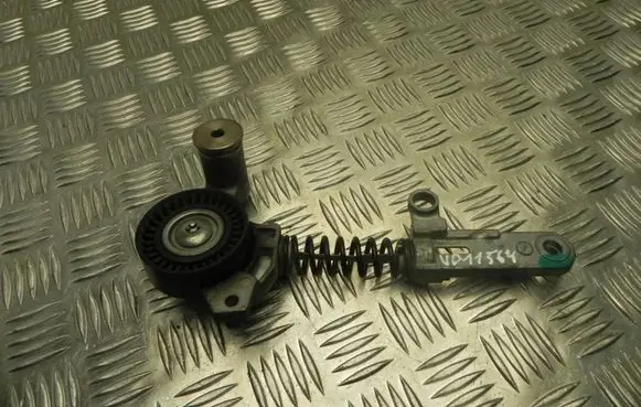 Toyota RAV 4 (XA40) Timing belt tensioner NEG171622 VD11564