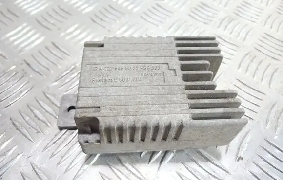 Coolant fan relay