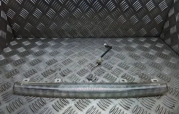 Mazda 6 Third/center stoplight R9325