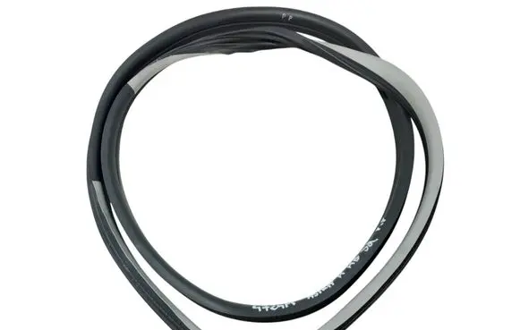 Opel Astra H Front door rubber seal 360574169