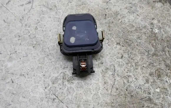 Mercedes-Benz C W205 Rain sensor A2139002724 YG0077R611008
