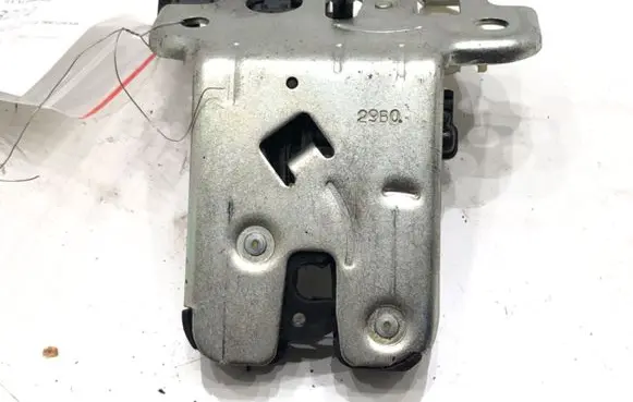 Audi A3 S3 8P Tailgate exterior lock 8K9827505A