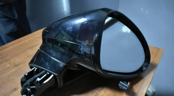 Porsche Panamera (976) Front door electric wing mirror 976857412