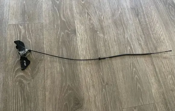 BMW 1 F40 Engine bonnet/hood lock release cable 9449284