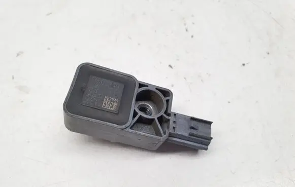 Opel Insignia A Airbag deployment crash/impact sensor 340806311