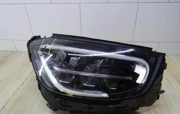 Mercedes-Benz GLC X253 C253 Headlight/headlamp A2539067001
