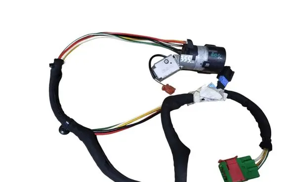 Peugeot 807 Ignition lock 9632897680