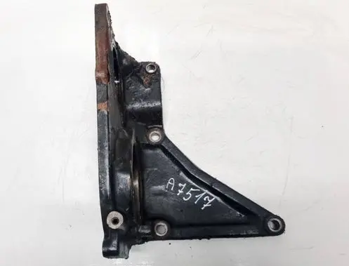 Nissan Almera N16 Engine mounting bracket 16811BN300