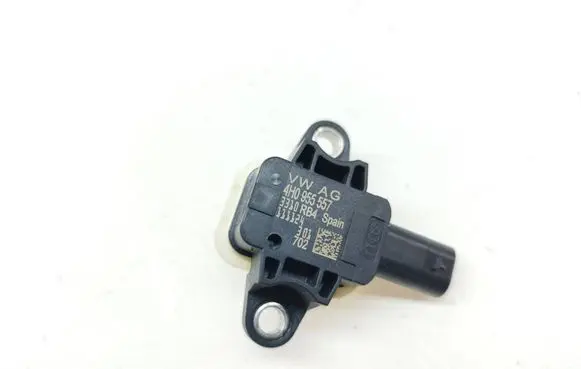 Audi A6 S6 C7 4G Airbag deployment crash/impact sensor 4H0955557 3310RB4