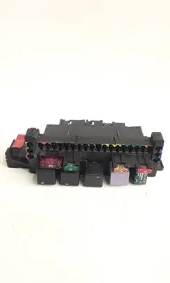 Mercedes-Benz S W220 Fuse module A0205451932