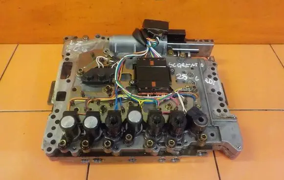 KIA Sorento Torque split ecu control unit/module 