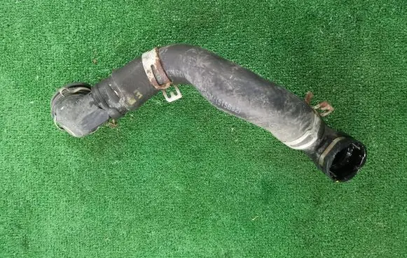 Hyundai i30 Engine coolant pipe/hose 25415M6300
