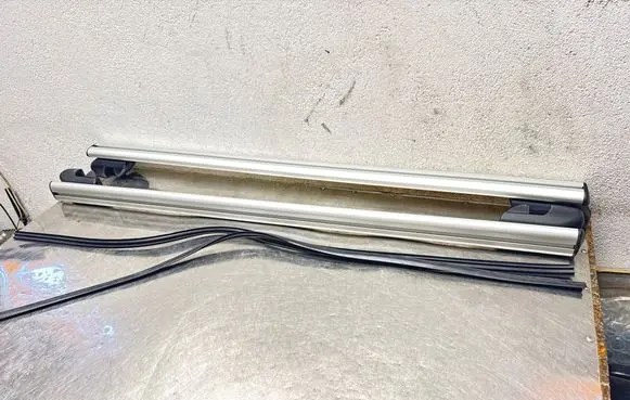 Opel Antara Roof bar rail 90485278