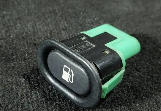 Saab 9-5 Fuel tank opening switch 4617544 156797 CVAYVA1
