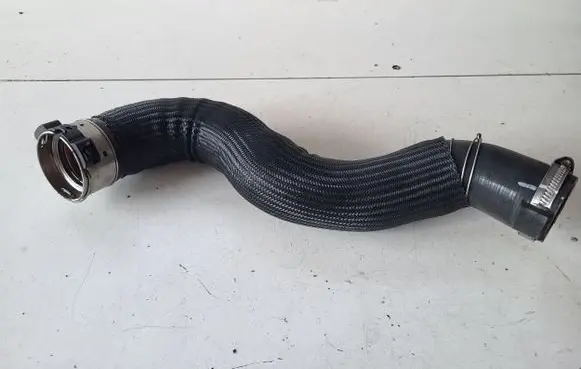 Peugeot 3008 II Intercooler hose/pipe 9820115580