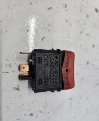 Mercedes-Benz Vario Hazard light switch 0075455024