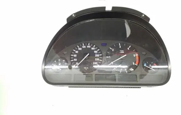 BMW 5 E39 Speedometer (instrument cluster) 8375902 62118375902