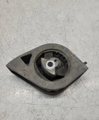 Mercedes-Benz A W168 Engine mount bracket