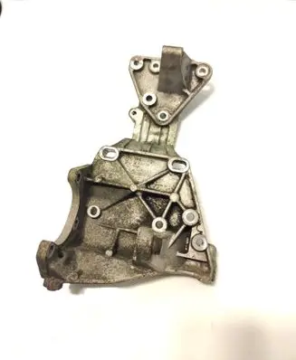 Volvo XC60 Generator/alternator bracket 31316673