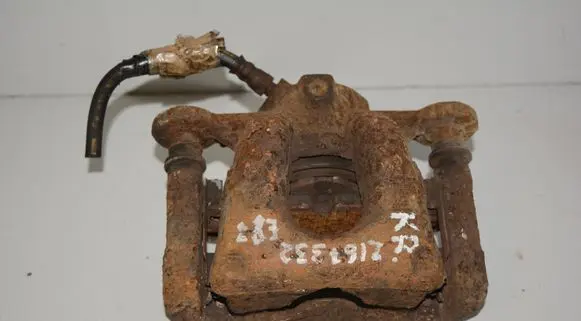 BMW 1 E81 E87 Front brake caliper