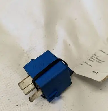 BMW 3 E46 Other relay 8364581 61368364581