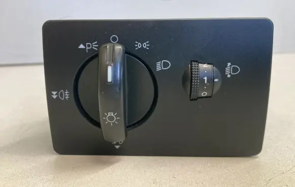 Ford Focus Light switch 7M5T13A024LA
