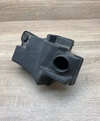 BMW 7 E38 Air intake duct part 1432414 8752347