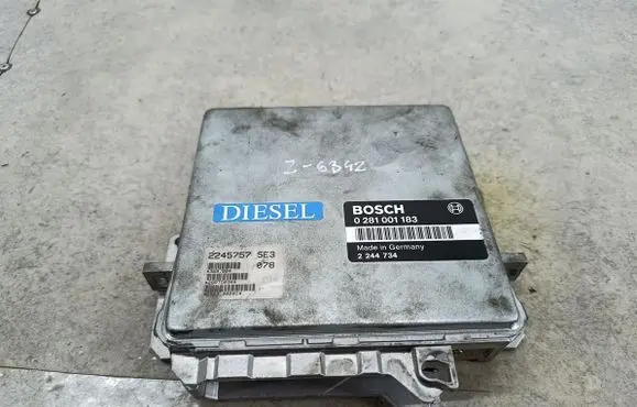 BMW 5 E34 Engine control unit/module ECU 2244734