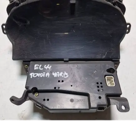 Toyota Yaris Speedometer (instrument cluster) 216558645