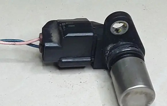 Toyota Avensis T250 Camshaft speed sensor 