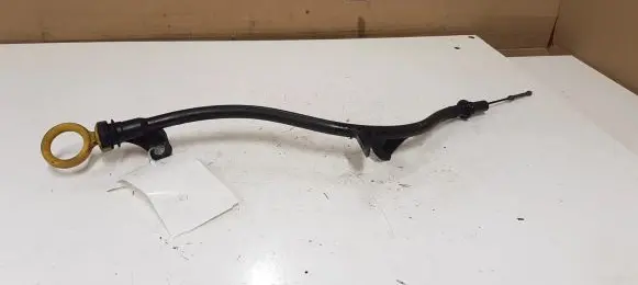 Volkswagen PASSAT CC Oil level dip stick 03L103634