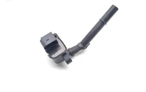 Mercedes-Benz A W176 High voltage ignition coil 0221604036