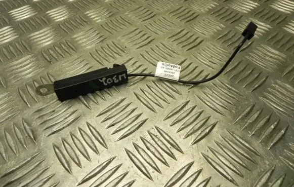 Ford B-MAX Aerial antenna amplifier 7CP118K891AA U302