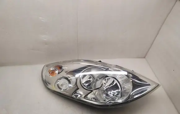 Renault Master III Headlight/headlamp