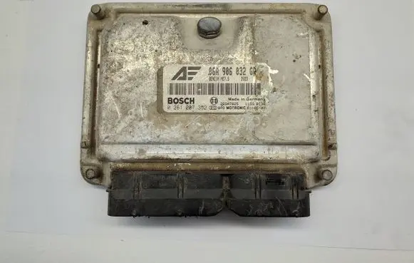 Volkswagen Sharan Engine control unit/module 06A906032GR 26SA7825