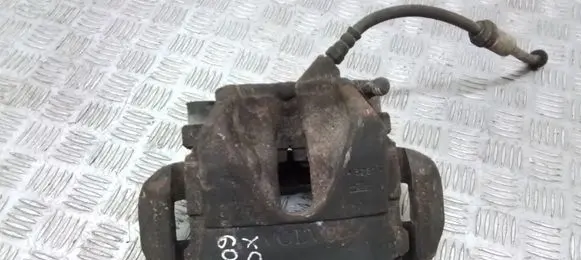 Volvo XC60 Front brake caliper