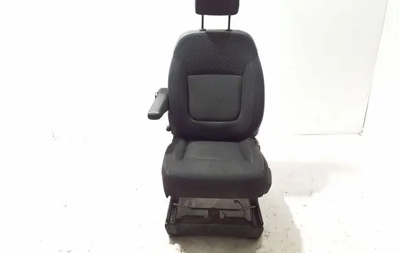 Opel Vivaro Front driver seat