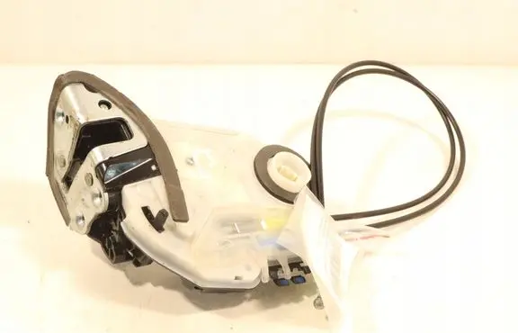 Toyota Corolla E160 E170 Rear door lock 4102401