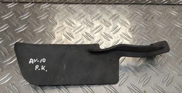 Toyota Avensis T270 Front mudguard 5385205010