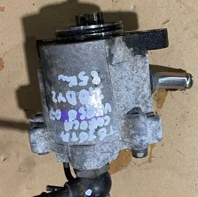 Toyota Corolla Verso AR10 Vacuum pump