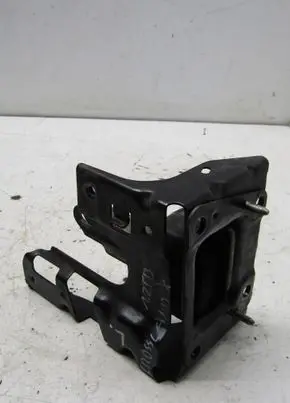 Opel Crossland X Gearbox mounting bracket 9801521580