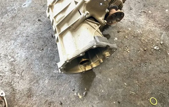 Audi Q7 4L Gearbox transfer box case 