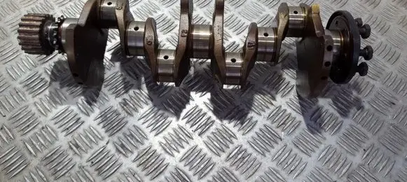 Renault Laguna I Crankshaft K4MF720