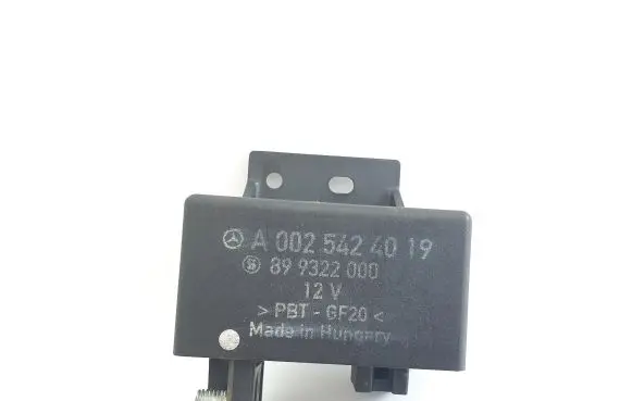 Mercedes-Benz Sprinter W907 W910 Other relay A0025424019 899322000